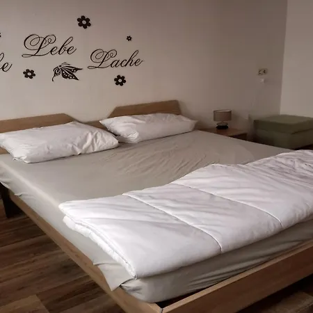 Апартаменты Grosse In Mit Terrasse, Cleaning Included Stormbruch